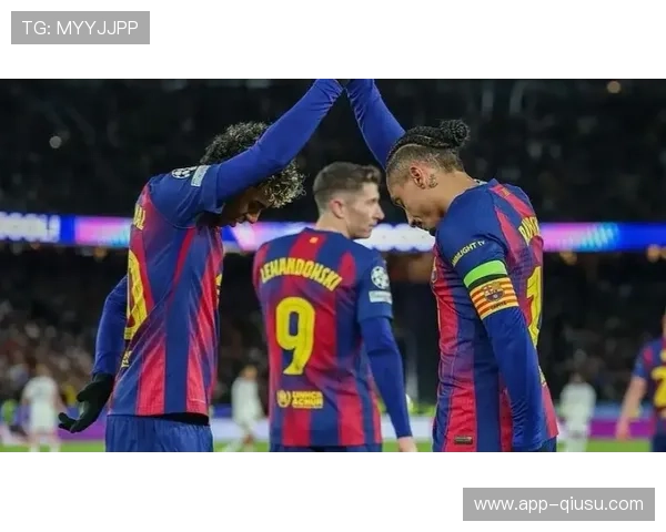 巴萨4-1大胜哥本哈根，莱万双响领衔进攻